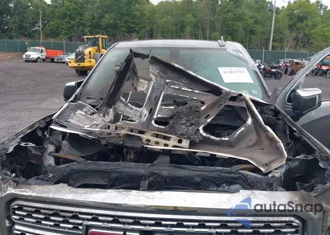 2021 GMC Sierra 1500 4Wd Short Box Denali из США, поврежденный, VIN 3GTU9FET2MG217676